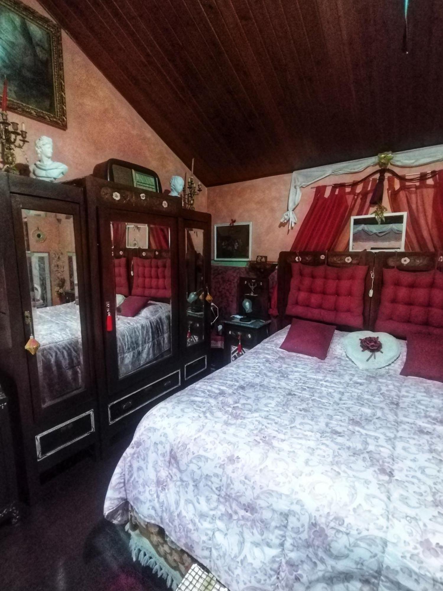 Art B&B La Casa Del Pittore Revine Lago Bagian luar foto