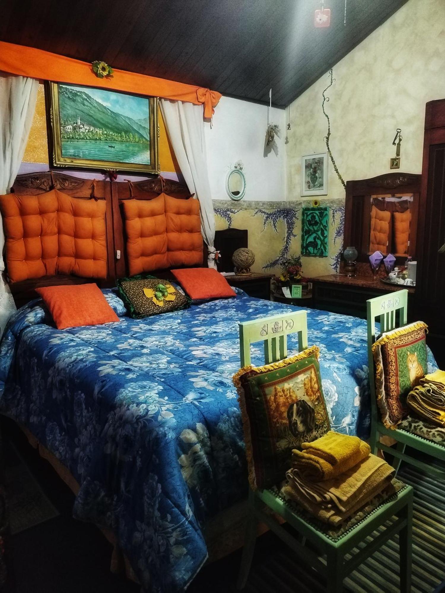 Art B&B La Casa Del Pittore Revine Lago Bagian luar foto