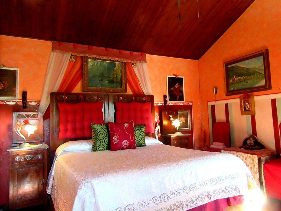 Art B&B La Casa Del Pittore Revine Lago Bagian luar foto